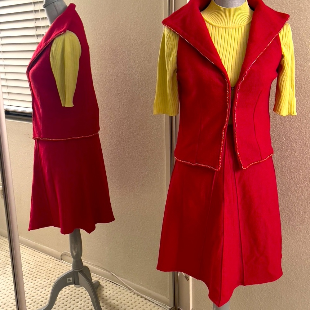 2pieces wool vest and skirt. Hand made. Size small